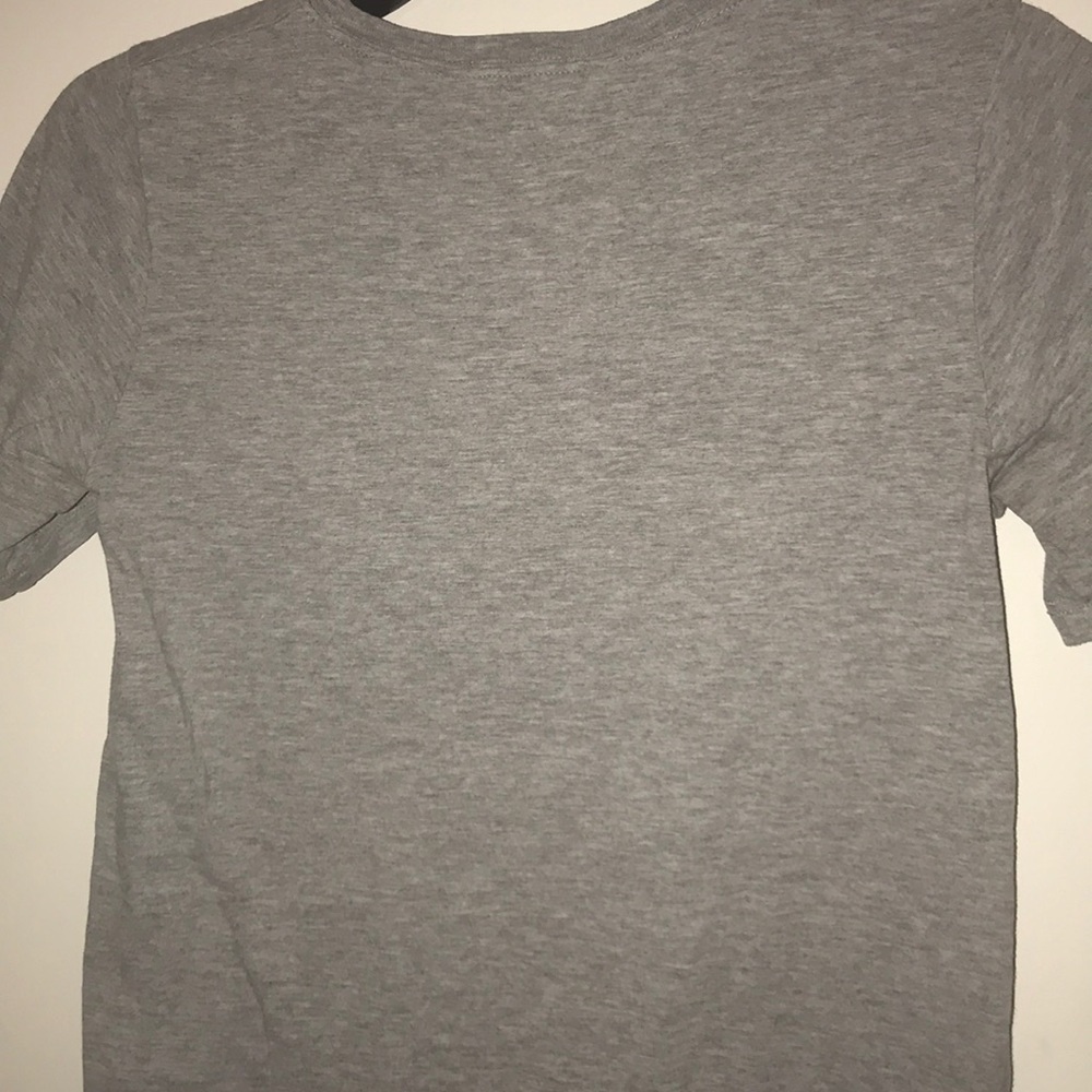 T shirts - Picture 3 of 3